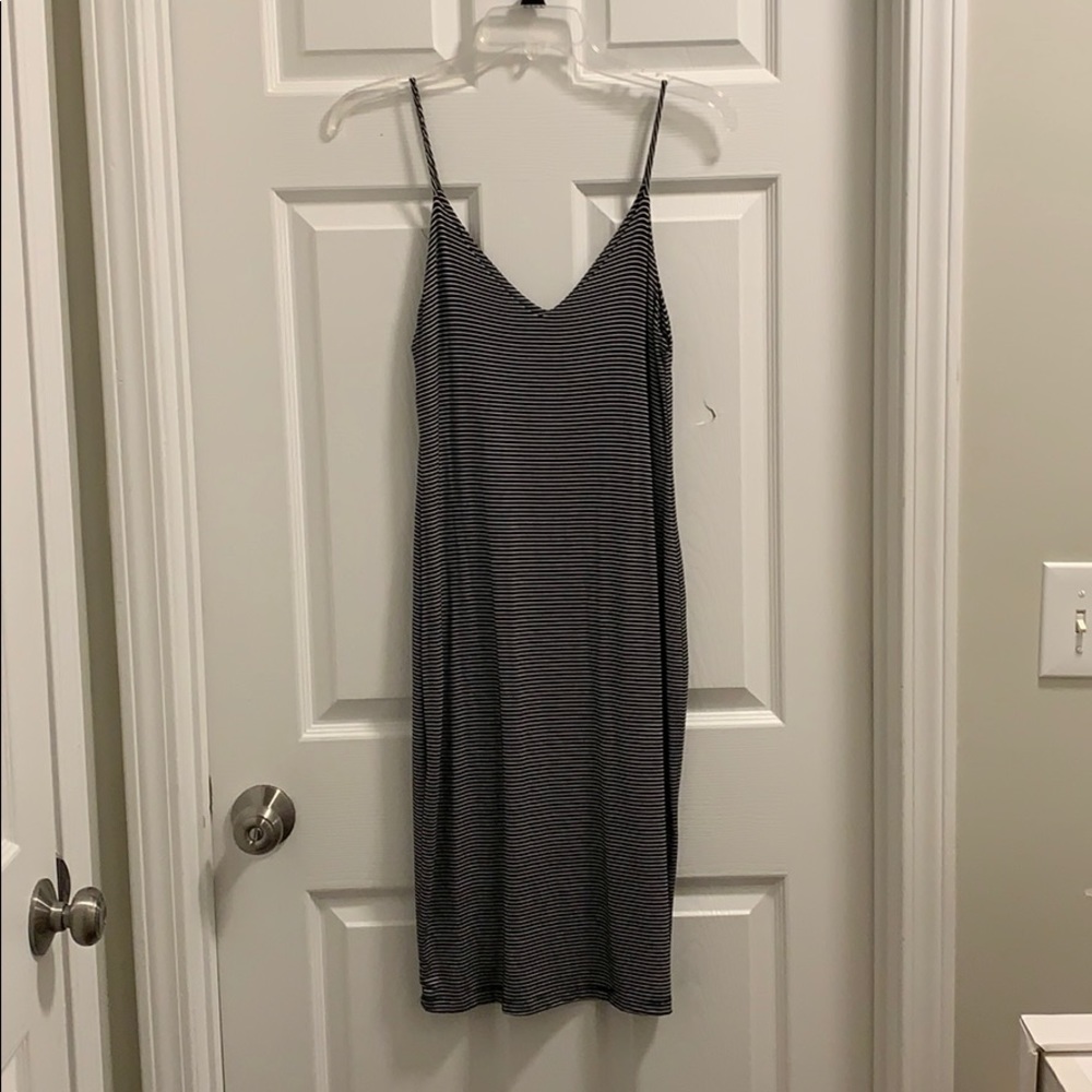 Form fitting Carly Jean Los Angeles Dress